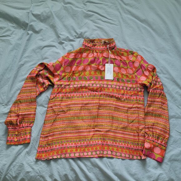 NEW FLORA BEA NYC Women's Ella Silk Top in Loony Moon Pattern Size S - Picture 1 of 5